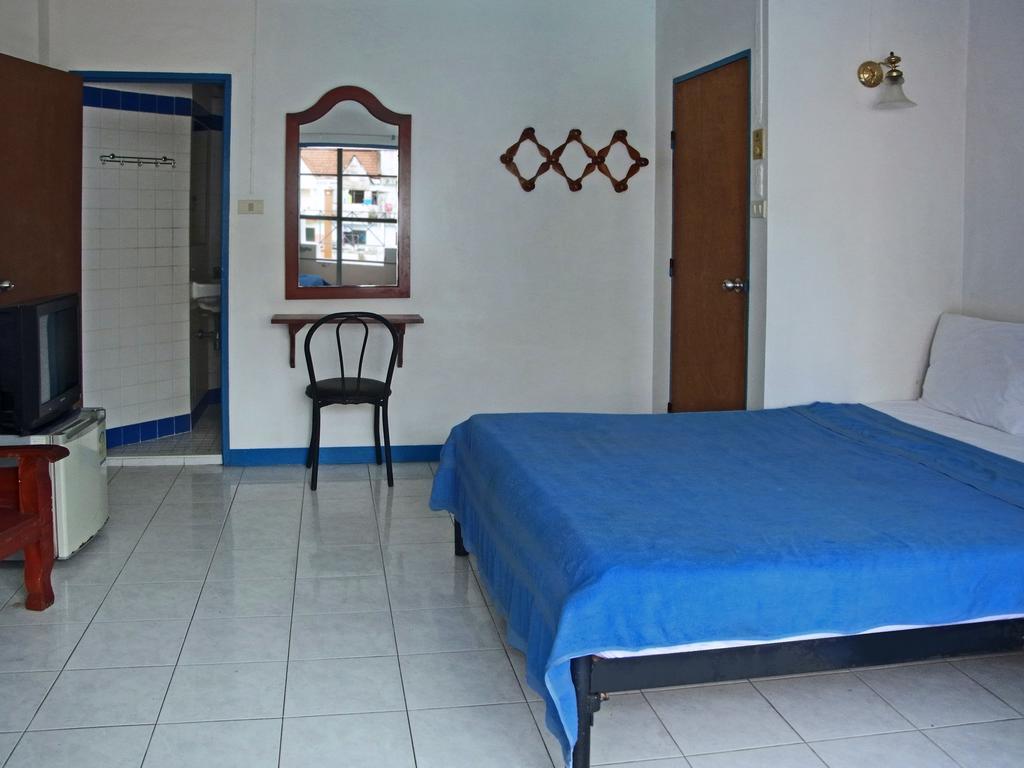 Niku Guesthouse Patong Εξωτερικό φωτογραφία