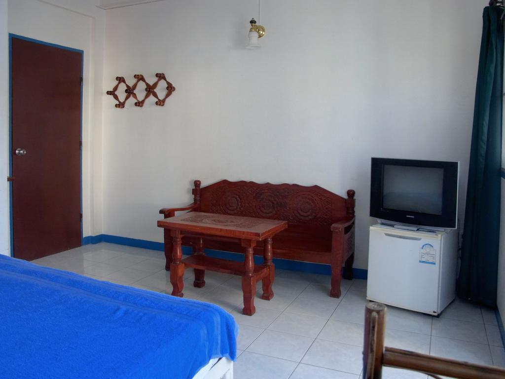 Niku Guesthouse Patong Εξωτερικό φωτογραφία