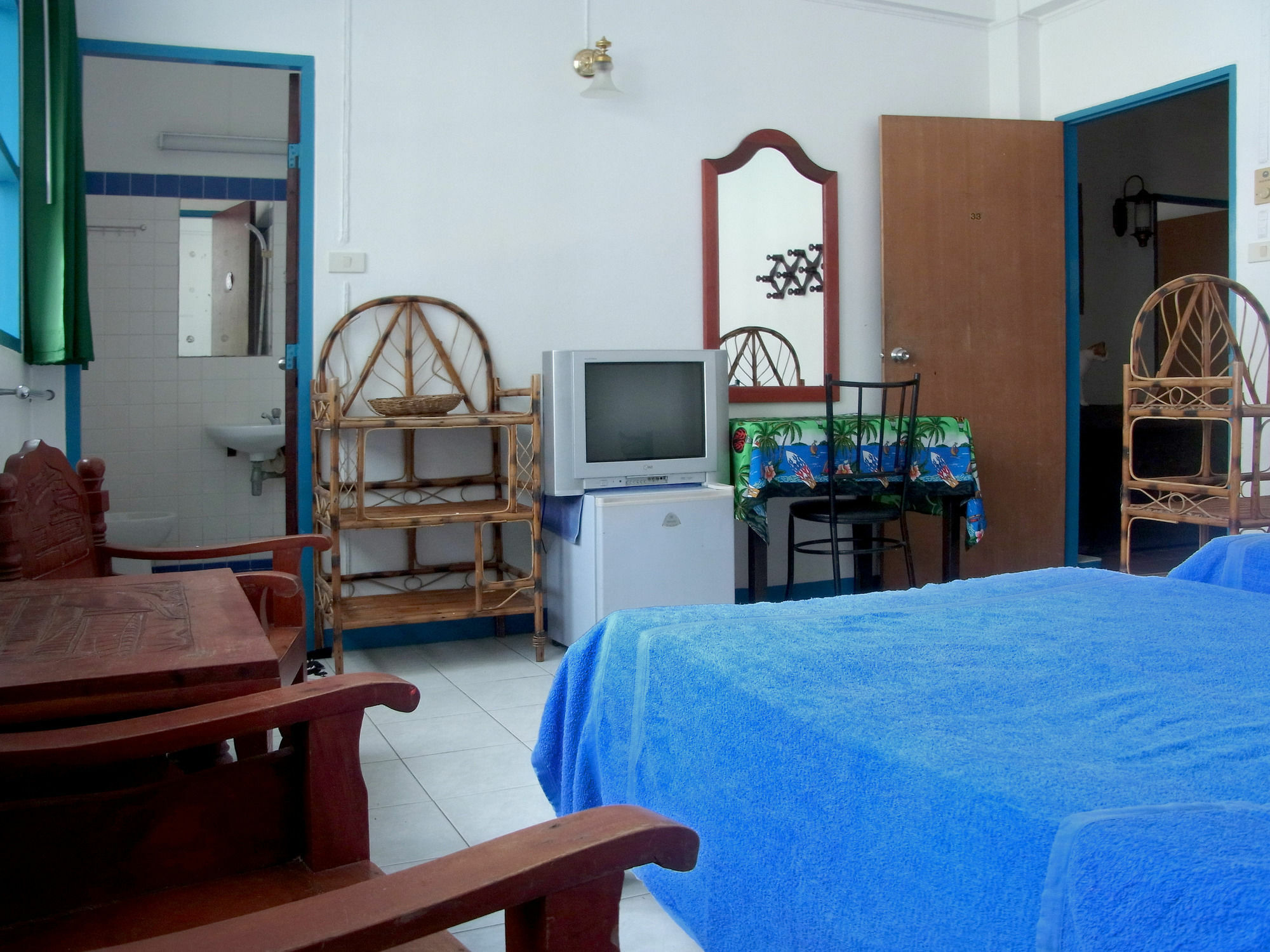 Niku Guesthouse Patong Εξωτερικό φωτογραφία