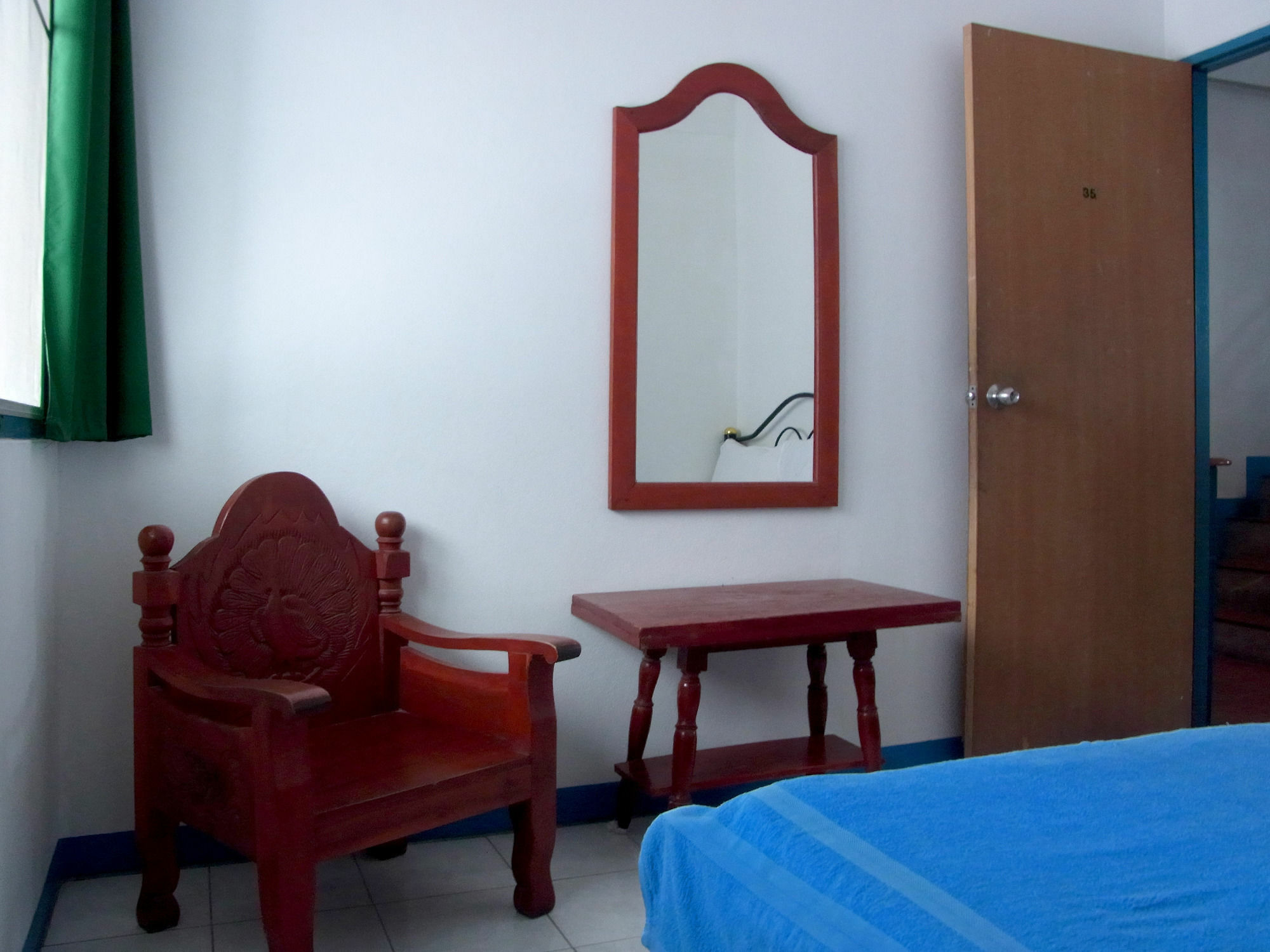 Niku Guesthouse Patong Εξωτερικό φωτογραφία