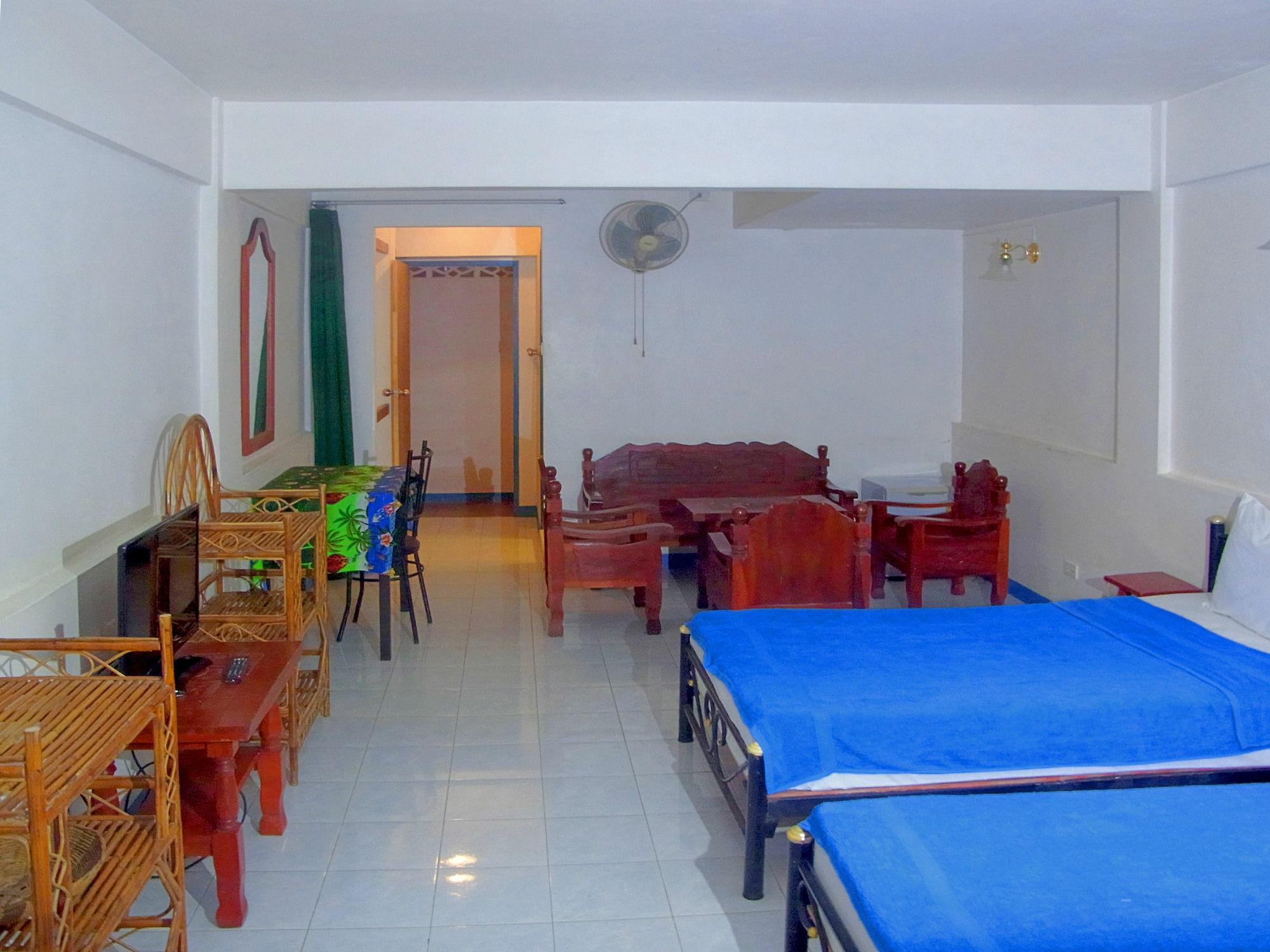 Niku Guesthouse Patong Εξωτερικό φωτογραφία